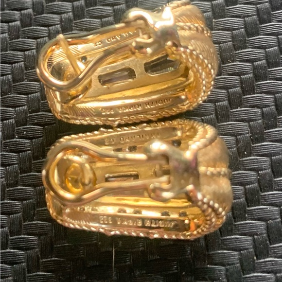 925 clad in 14k gold Judith Ripka CZ omega post earrings - Picture 7 of 9